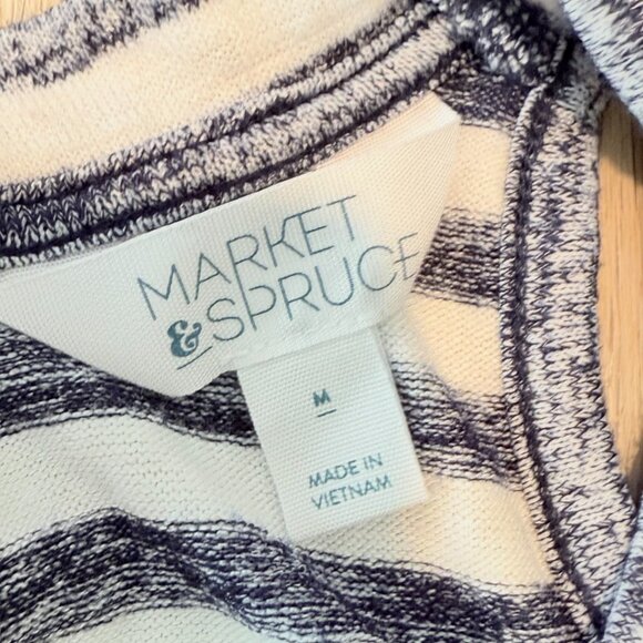 ⚓ Market & Spruce Navy Stripe Tank Top – Size Medium 🐚 - Picture 7 of 10